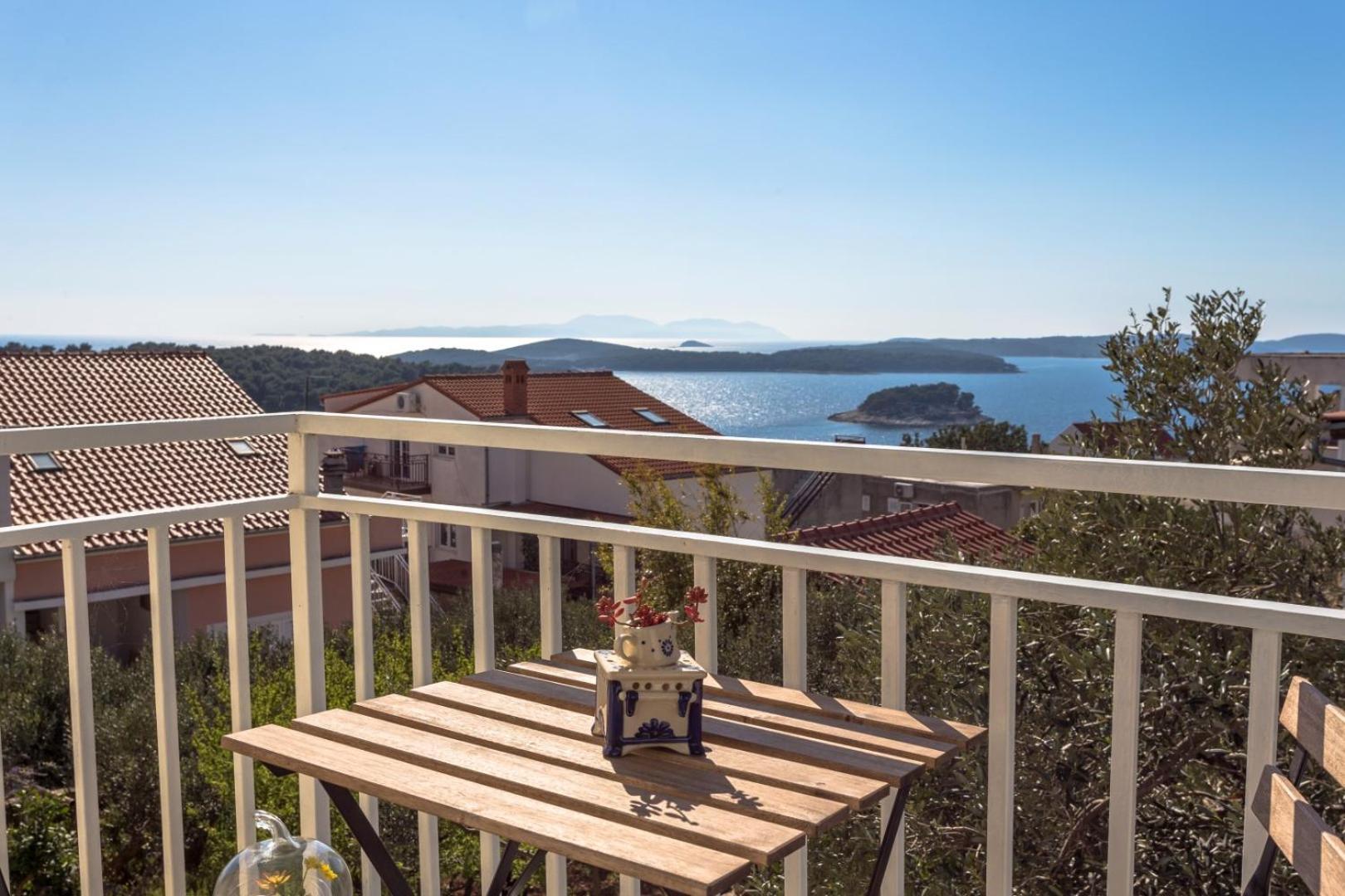 Peaceful Apartment With Beautiful View Hvar Town Exterior foto
